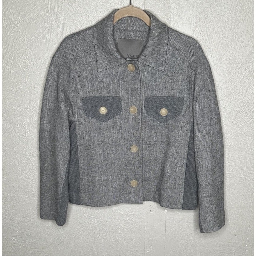 Benatra Blazer Womens Medium Wool Blend Button Career Minimalist Jacket Crop